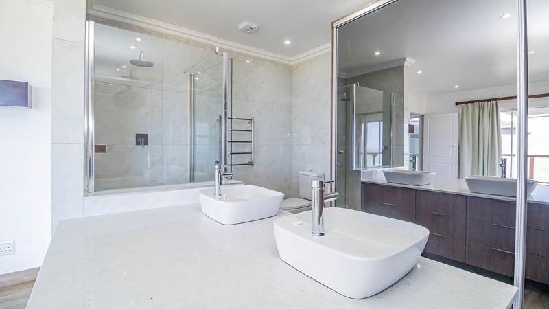 3 Bedroom Property for Sale in Pinnacle Point Golf Estate Western Cape